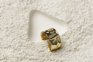 Benefici di una vendita informata come conoscere il valore del tuo oro